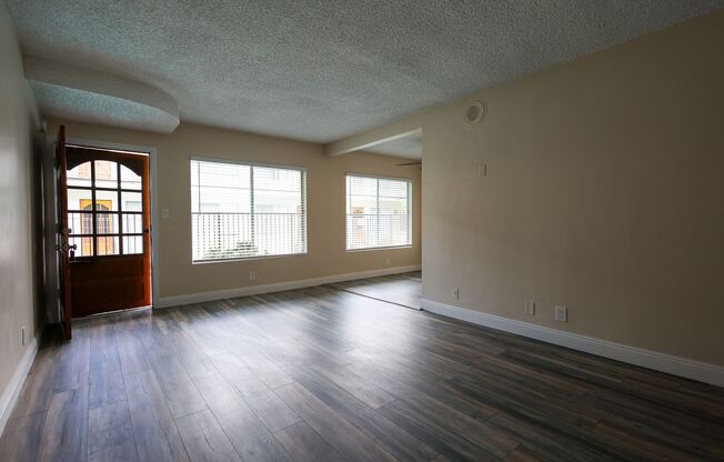 1 bed, 1 bath, $2,195, Unit 05