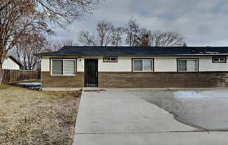 106 N HOMEDALE AVE