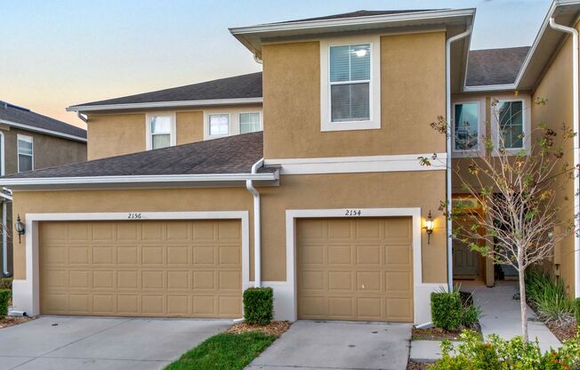 Beautiful and roomy 3 bedrooms 2 1/2 Bath Townhome with Screened Lanie and community pool!