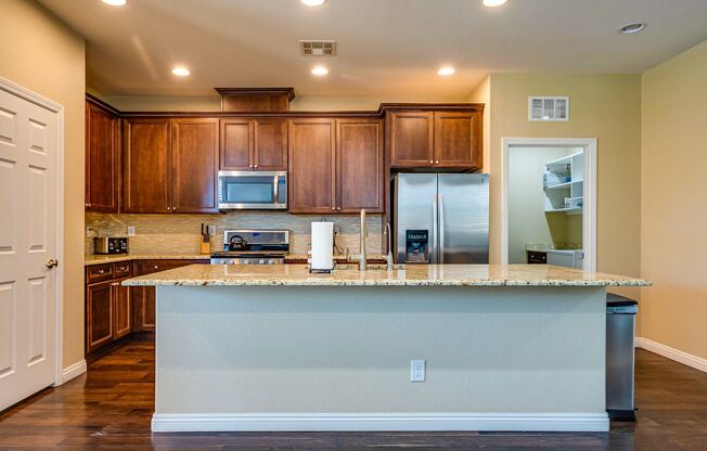 Single-Story Living with Modern Finishes – Available Furnished or Unfurnished