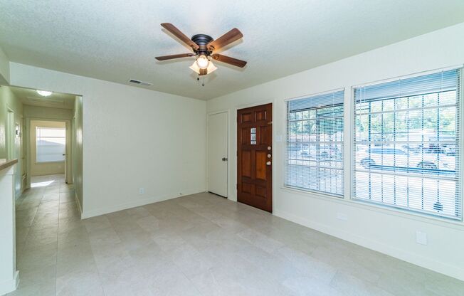 3 beds, 1 bath, $1,595