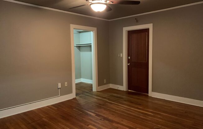Studio, 1 bath, 371 sqft, $1,198, Unit 106