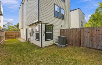 3 beds, 2 baths, 1,445 sqft, $1,725, Unit B
