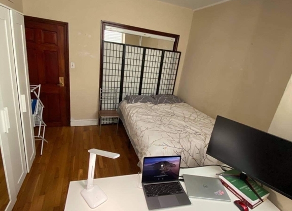 100 Saint Marys St Apt 8A