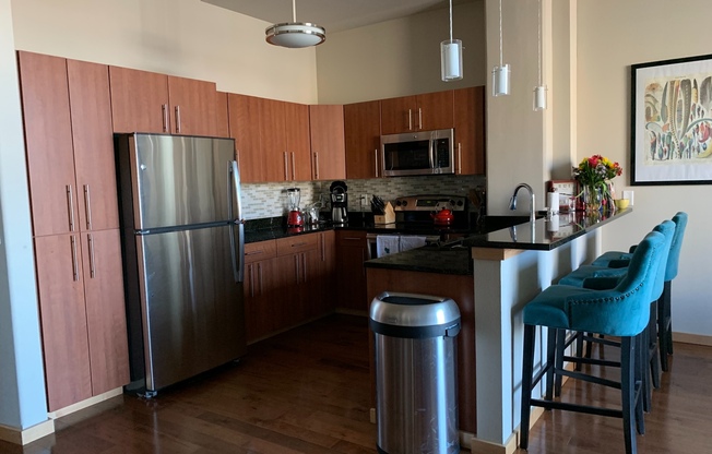 1 bed, 1 bath, 1,022 sqft, $2,100, Unit 208