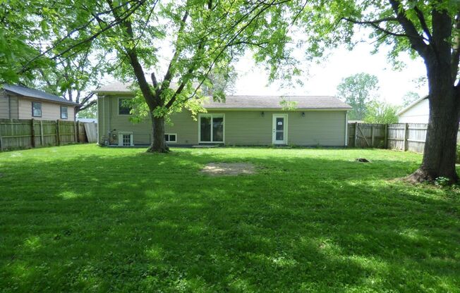 1311 Edenton Drive- Beautiful House in Westmoore Addition Three Bedroom / 1.5 Bath!!!