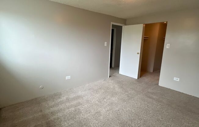 2 beds, 2 baths, 805 sqft, $1,525, Unit B-313