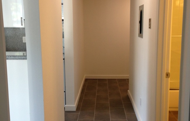 1 bed, 1 bath, 550 sqft, $2,350, Unit 104
