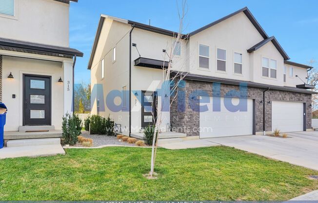 MODERN TWIN HOME - 4 BD 3 BA 2 GA - Google Fiber EV Friendly