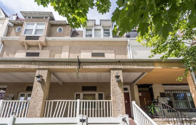Chestnut St 4439