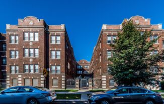 7028 S Clyde