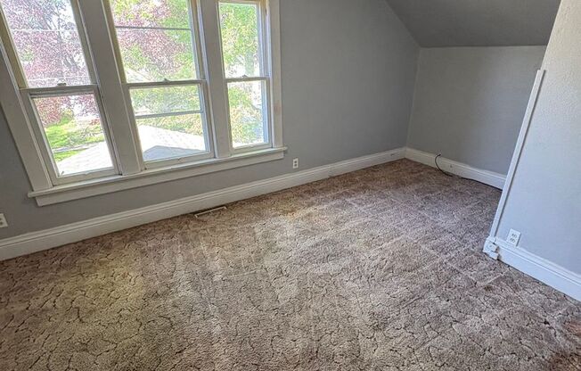 2 bedroom 1 bathroom apartment