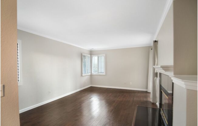 2 beds, 2 baths, $3,000, Unit UNIT B