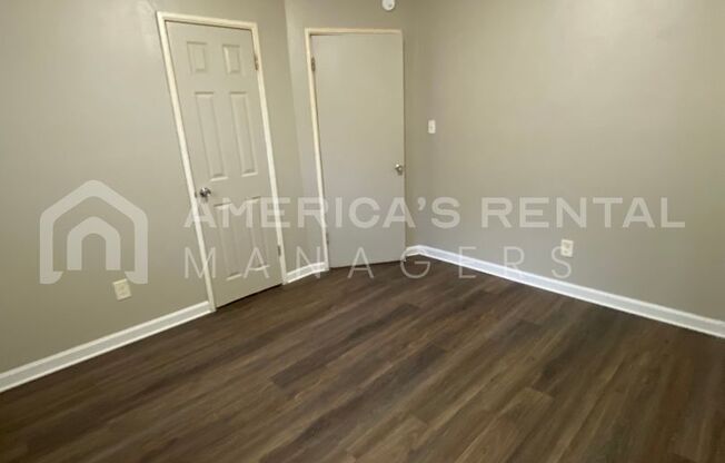 3 beds, 2 baths, $1,195