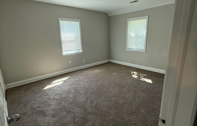 Spacious Home for Rent! W/D! Partially Finished Basement! Available Now!