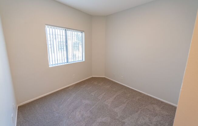 2 beds, 2 baths, 895 sqft, $2,398, Unit 104