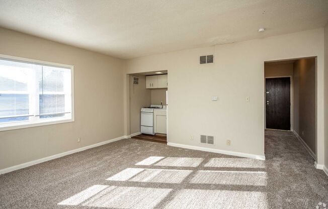 Studio, 1 bath, 475 sqft, $795, Unit 54C