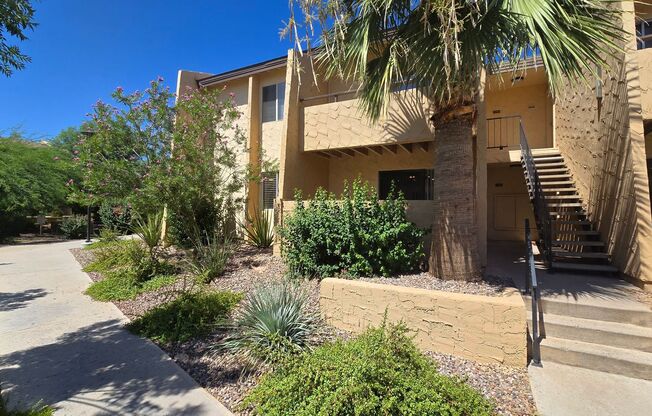 Pleasant 2b/2ba Condo in Wonderful South Scottsdale