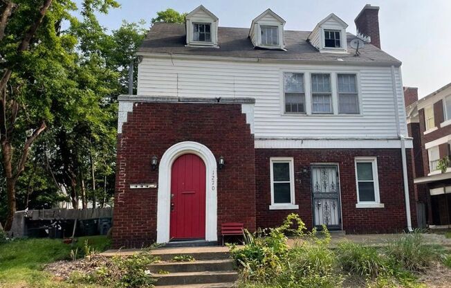 1270 Overton Park Triplex