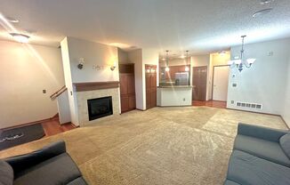 3 beds, 2.5 baths, $2,195, Unit UNIT D