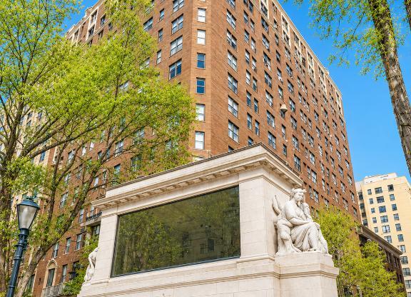 5 beds, 5 baths, 2,800 sqft, $16,000, Unit 1A