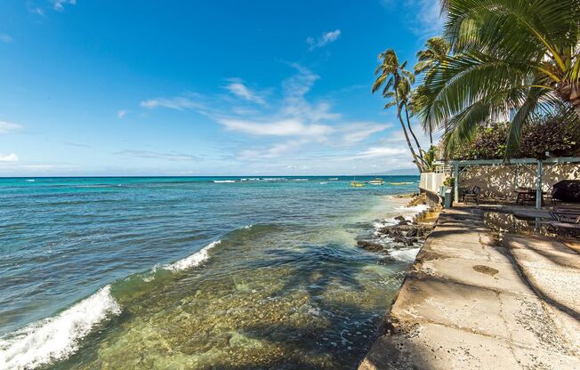 Tropic Seas #708- Elegant Gold Coast living only steps to the ocean!