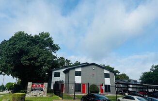 Spanish Hills Apartments