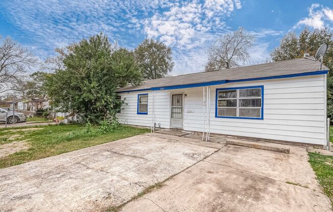 Affordable 3BD/2BA single-family house!
