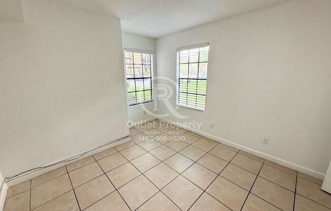 2 beds, 2 baths, $1,595, Unit Unit #101