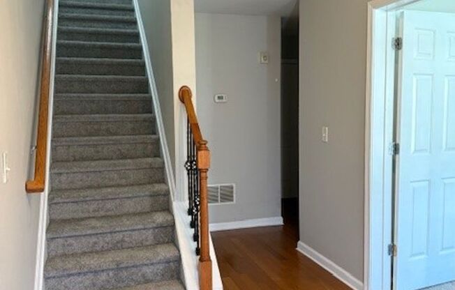Stunning 4 BR / 3.5 Bath Townhome in Atlanta!