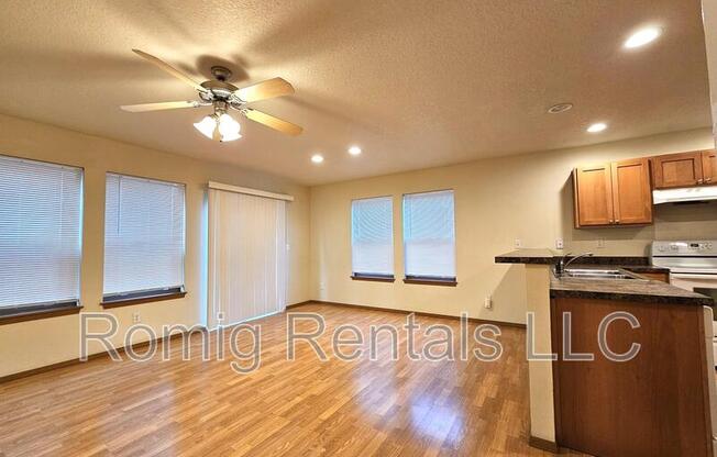 8108 NE 36 CT