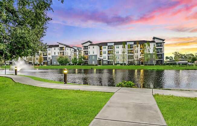 Beautiful Lake With Fountain at Pearce at Pavilion Luxury Apartments, Riverview, Florida