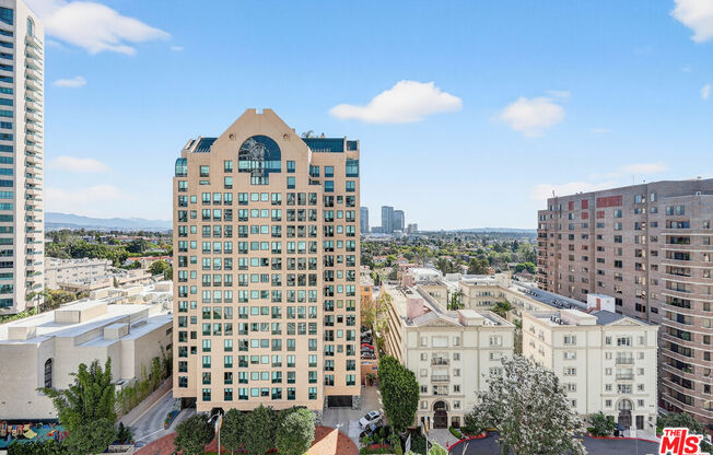 2 beds, 2 baths, 1,352 sqft, $4,895, Unit 1514