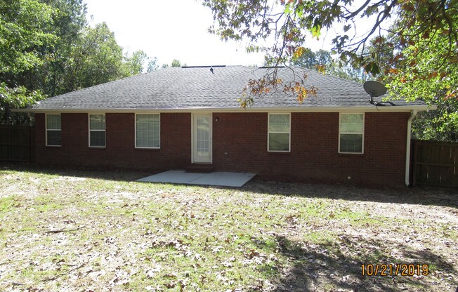 3 beds, 2 baths, $1,550