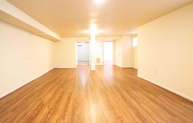 Spacious 5Bd/2.5Bth towhome in the heart of Columbia Heights! Fantastic location!