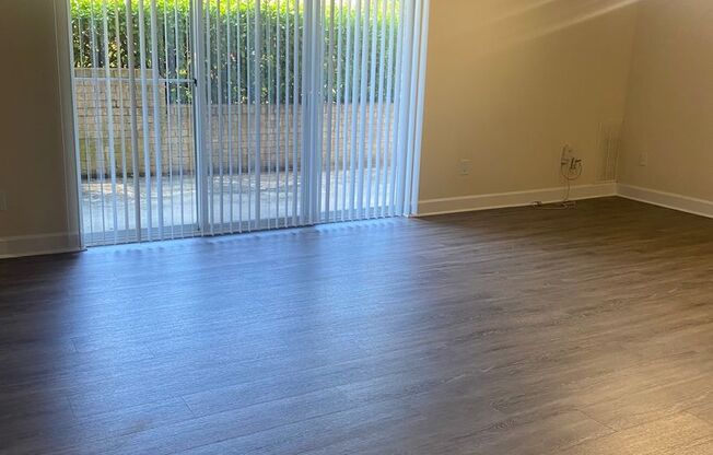 1 bed, 1 bath, 650 sqft, $1,575, Unit 3335 #001
