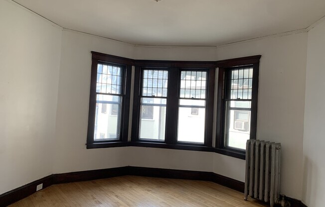 2 CLINTON ST