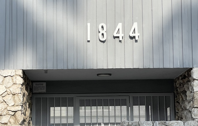 LUXURY LIVING AT AN AFFORDABLE PRICE