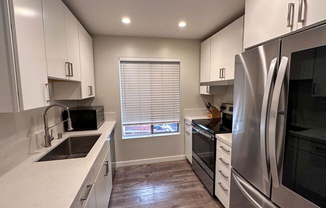 1 bed, 1 bath, $3,200