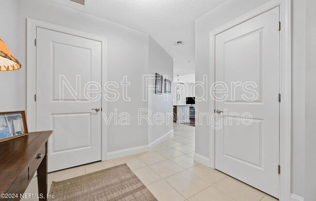 2 beds, 2 baths, 1,337 sqft, $2,595, Unit 1701