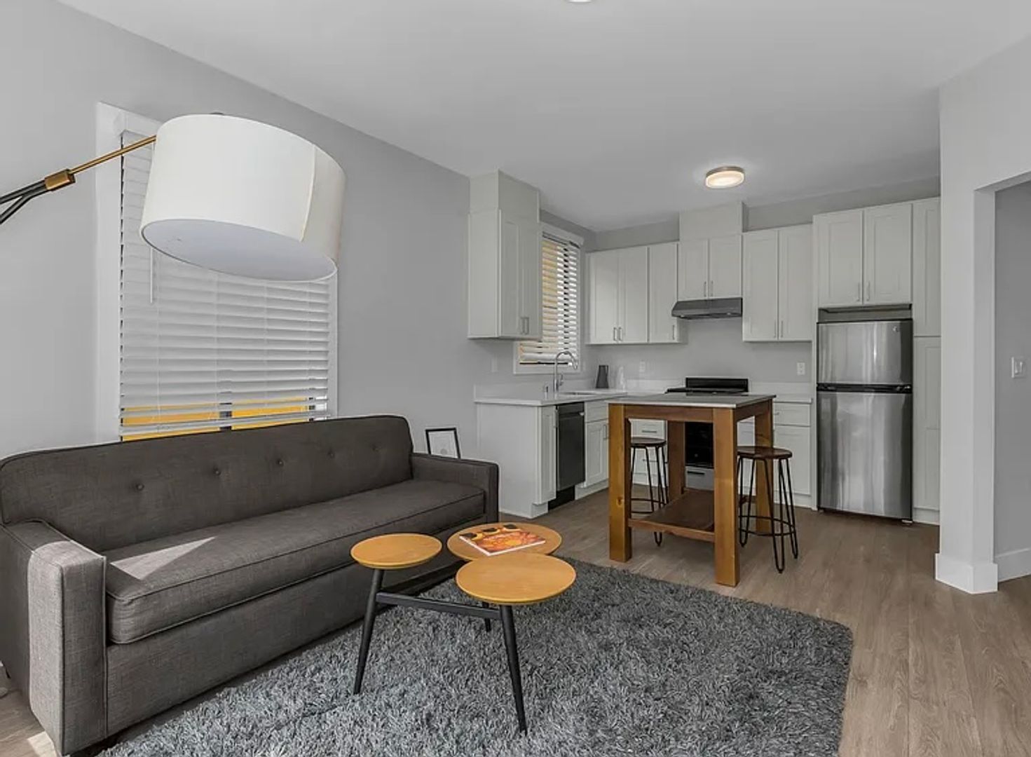 40 Tiffany Avenue (1288r)