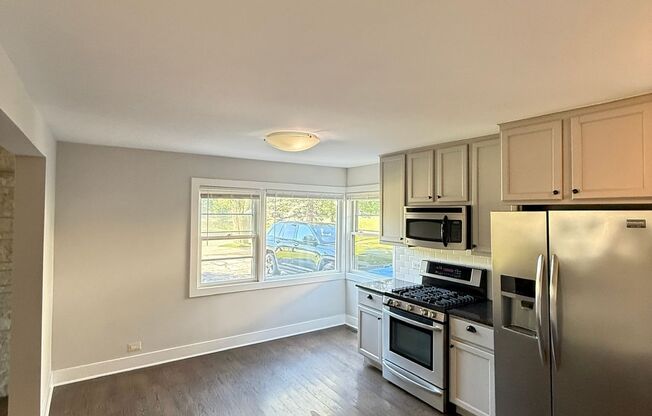 4240-44 Gilbert