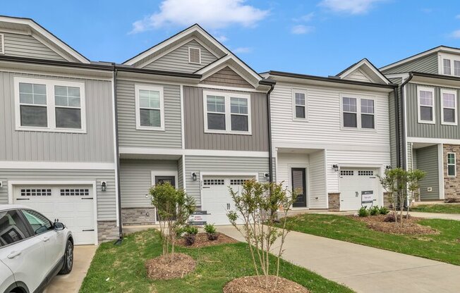 281 HANK WAY