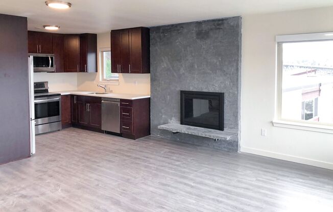 3 beds, 2 baths, 1,050 sqft, $3,189, Unit 304