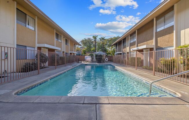 2 beds, 1 bath, 792 sqft, $1,350, Unit 82504