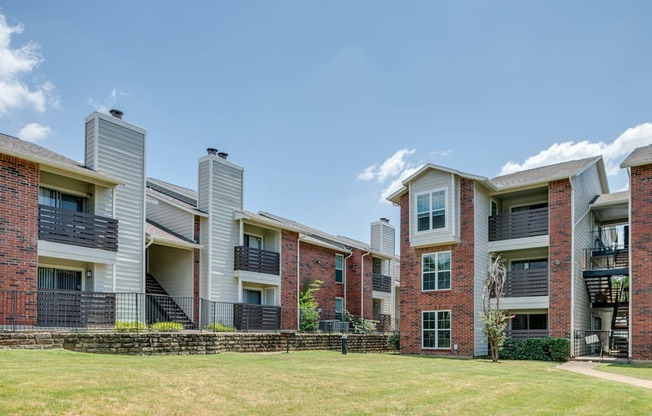 the preserve at ballantyne commons apartments exterior view