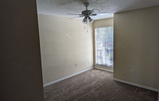 2 beds, 2 baths, $1,695, Unit #FF-204