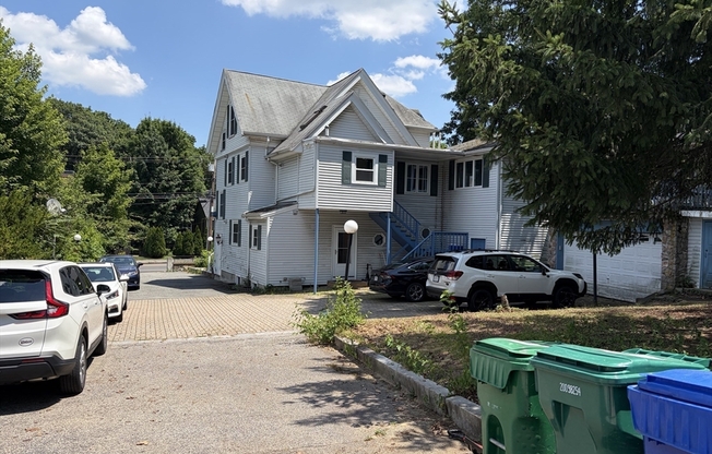 153 WALNUT ST
