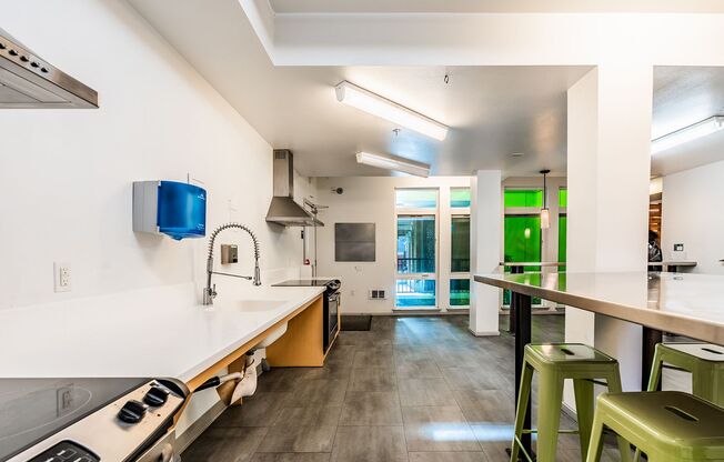 Studio, 1 bath, $775, Unit 217