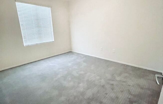 7740 Fruit Dove St